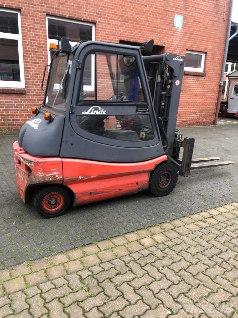 Linde E 30 Elektrostapler