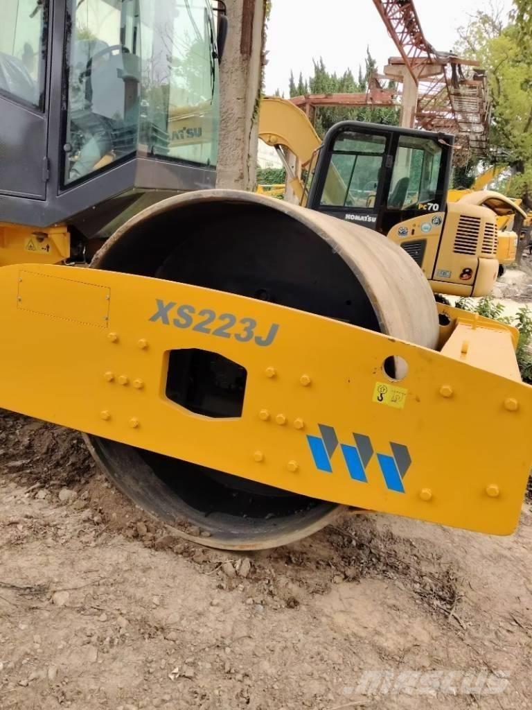 XCMG XS 223 J Walzenzüge