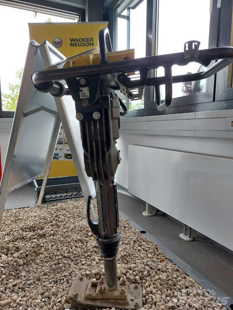 Wacker Neuson AS30e Stampfer