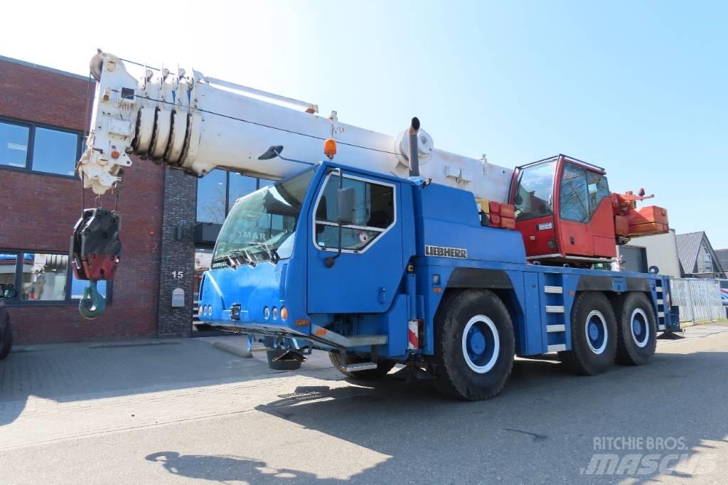Liebherr LTM 1055-1 All-Terrain-Krane