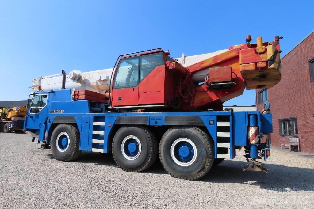 Liebherr LTM 1055-1 All-Terrain-Krane
