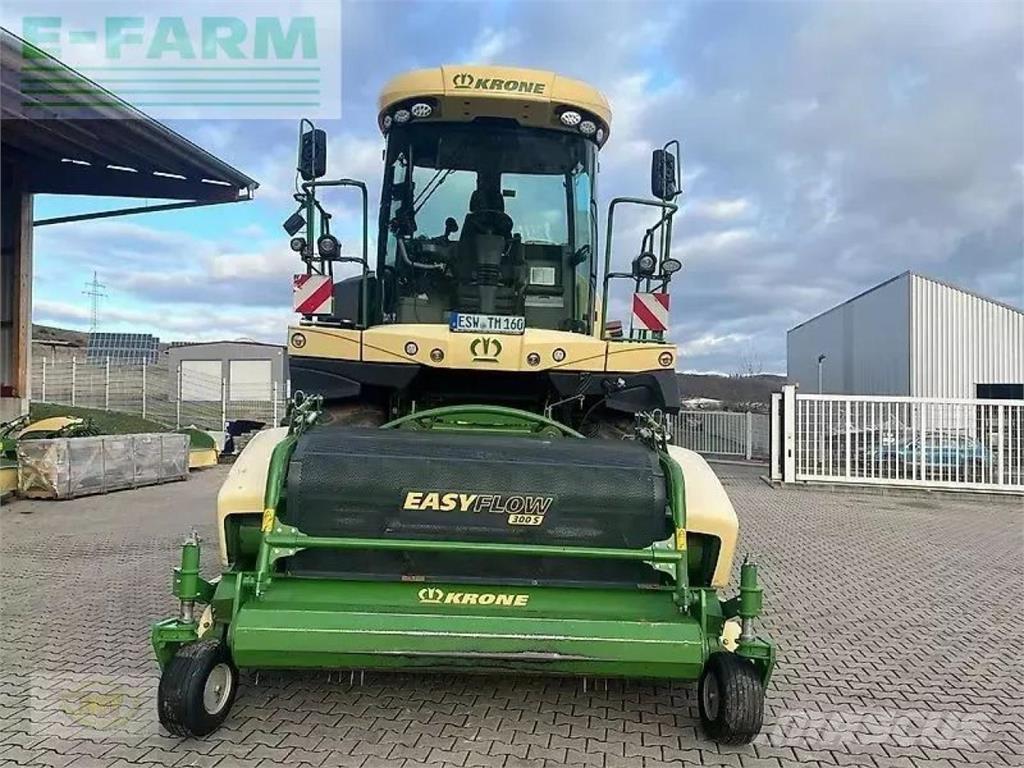 Krone big x 630 Selbstfahrende Häcksler