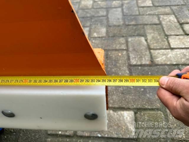  Sneeuwschuif Fcr Schneeschilde und -pflüge