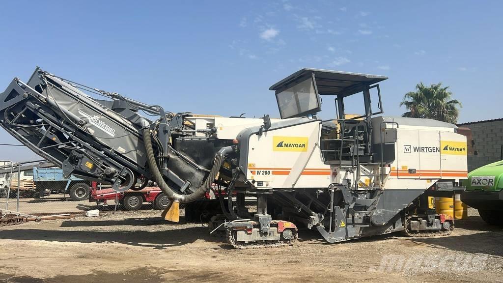 Wirtgen W 200 Asphalt-Splitmaschinen
