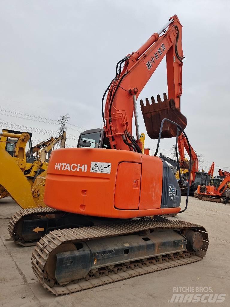 Hitachi ZX 135 US Raupenbagger