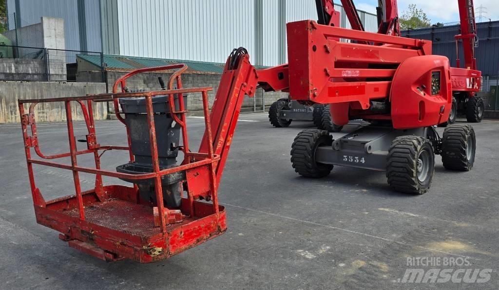 JLG 450 AJ II Gelenkteleskoparbeitsbühnen