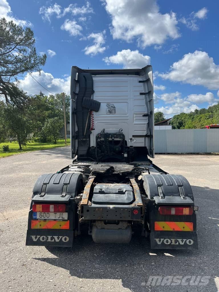 Volvo FH 12 Sattelzugmaschinen