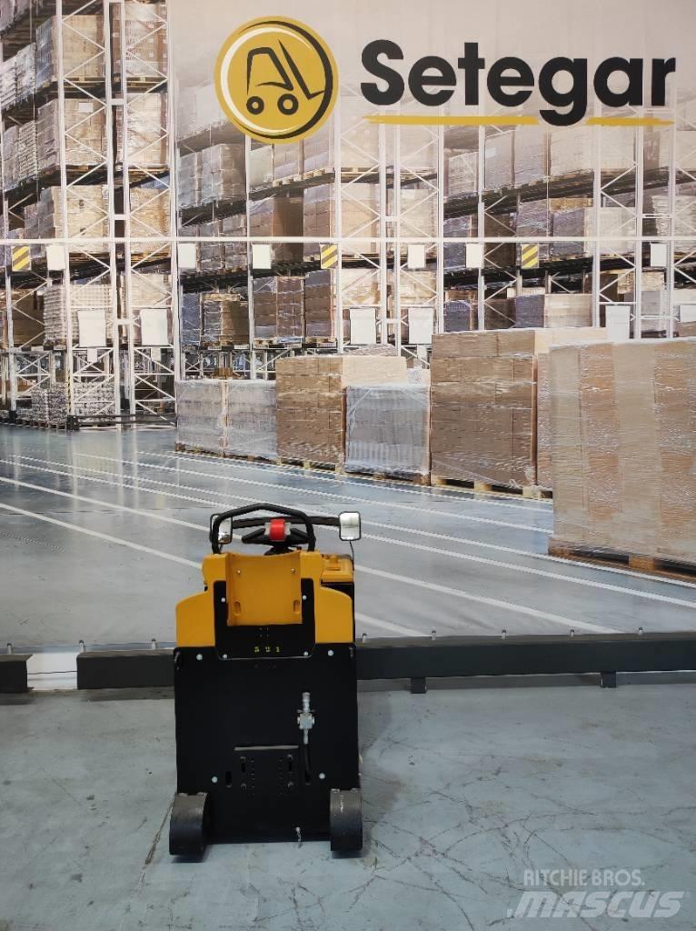 Yale MO050T Schlepper