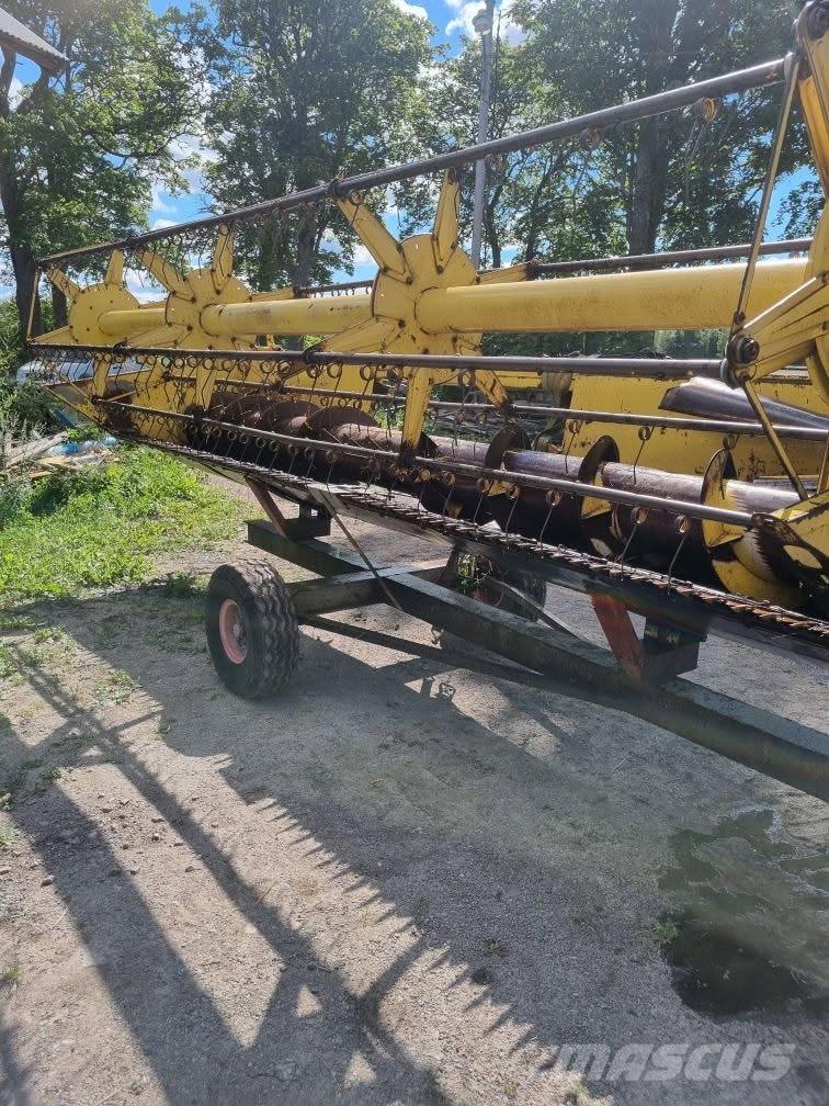 New Holland 8070, 20” Mähdrescher