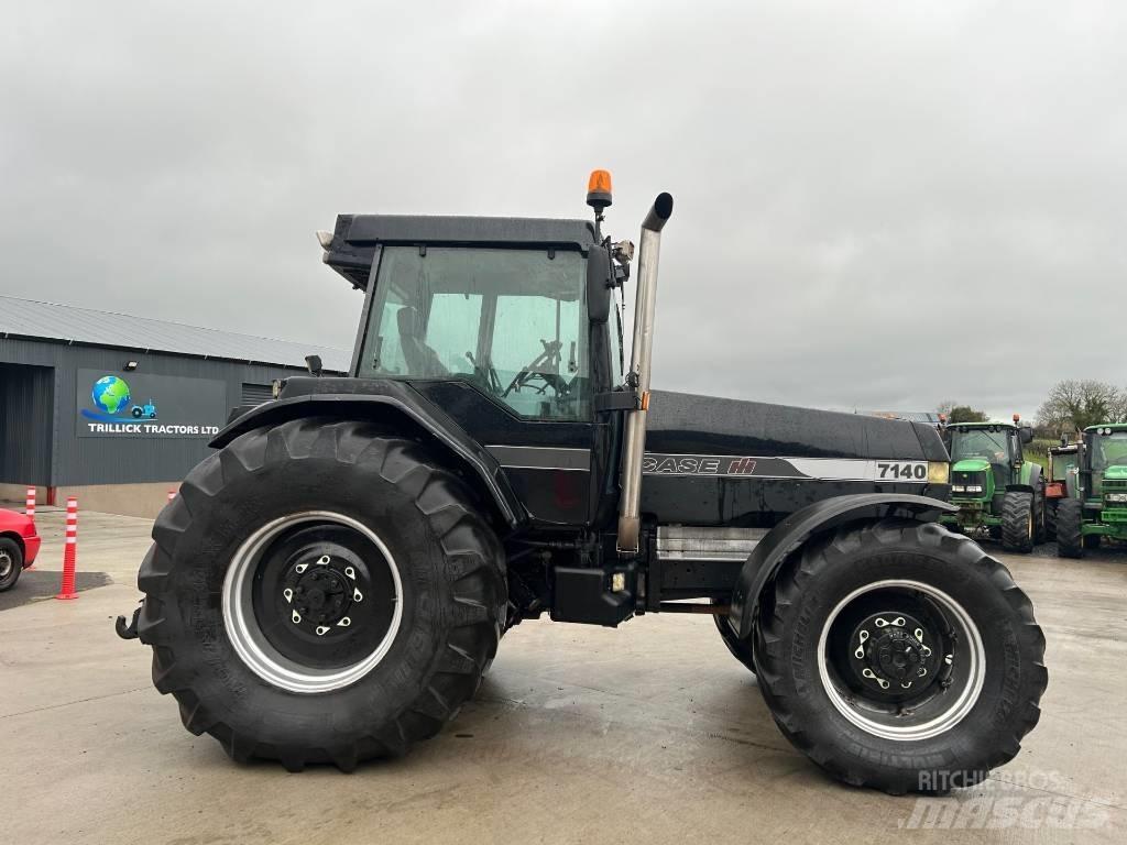 CASE 7140 Traktoren