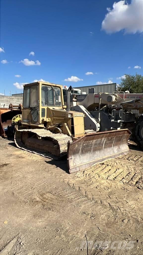 CAT D 4 C Bulldozer