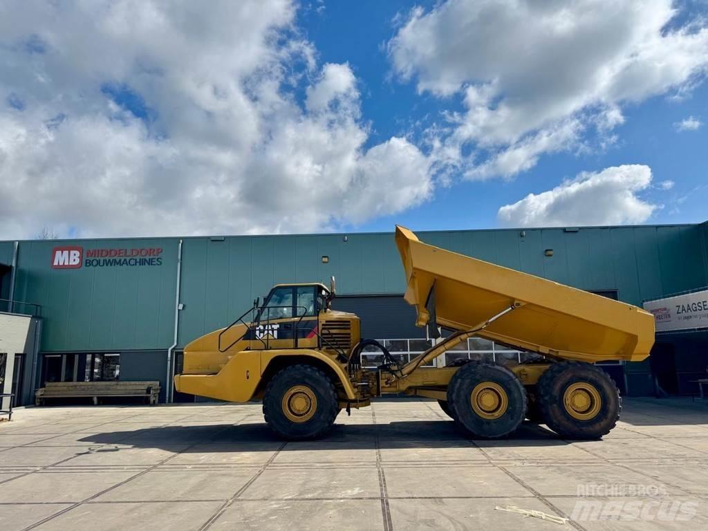 CAT 735 Minidumper