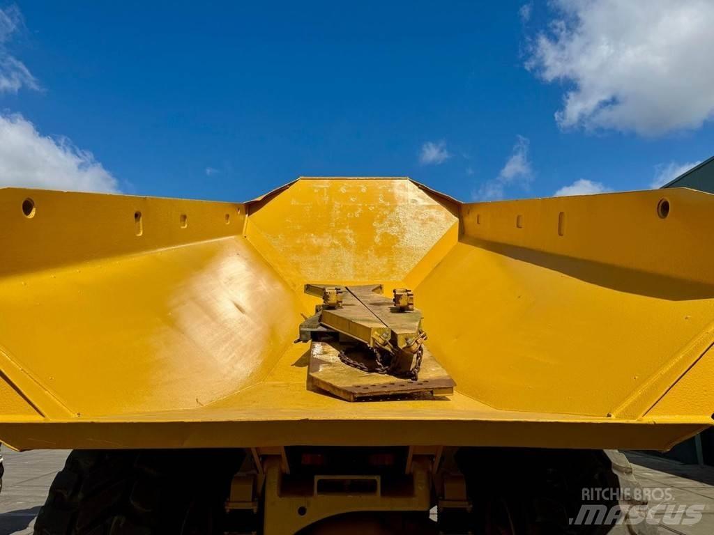 CAT 735 Minidumper