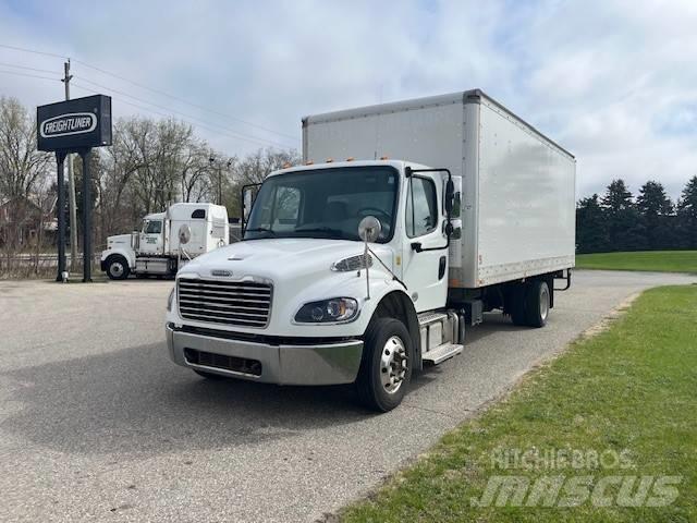 Freightliner M2106 Kofferaufbau