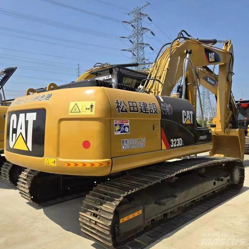 CAT 323 D Raupenbagger