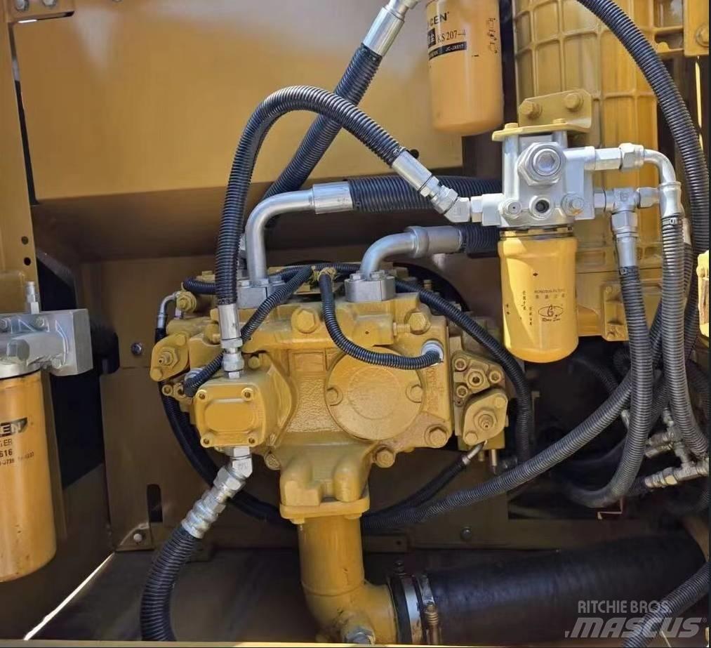 CAT 323 D Raupenbagger