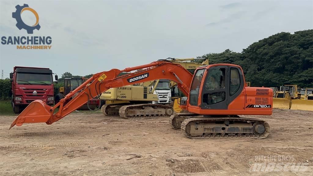 Doosan DX 120 Midibagger  7t - 12t