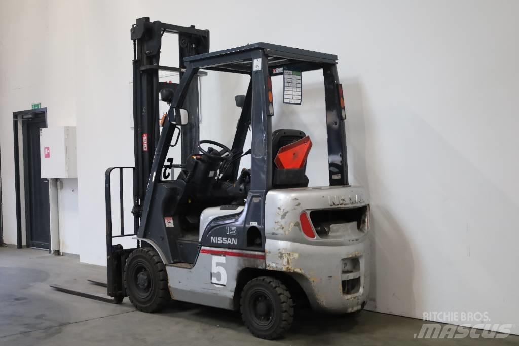 Nissan FLO1A15 Dieselstapler