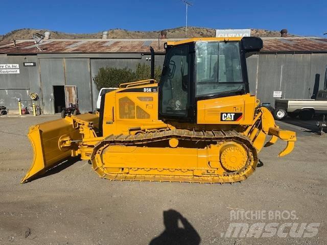 CAT D 5 Bulldozer