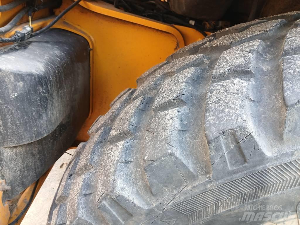 JCB 4cxProAEC Baggerlader