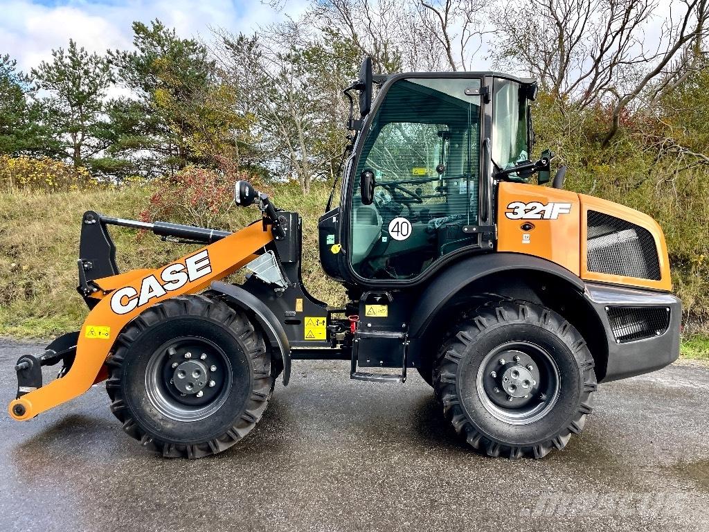 CASE 321 F Radlader