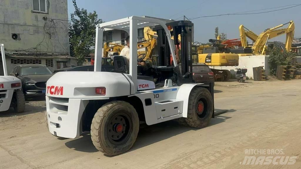 TCM FD 100 Z8 Teleskoplader