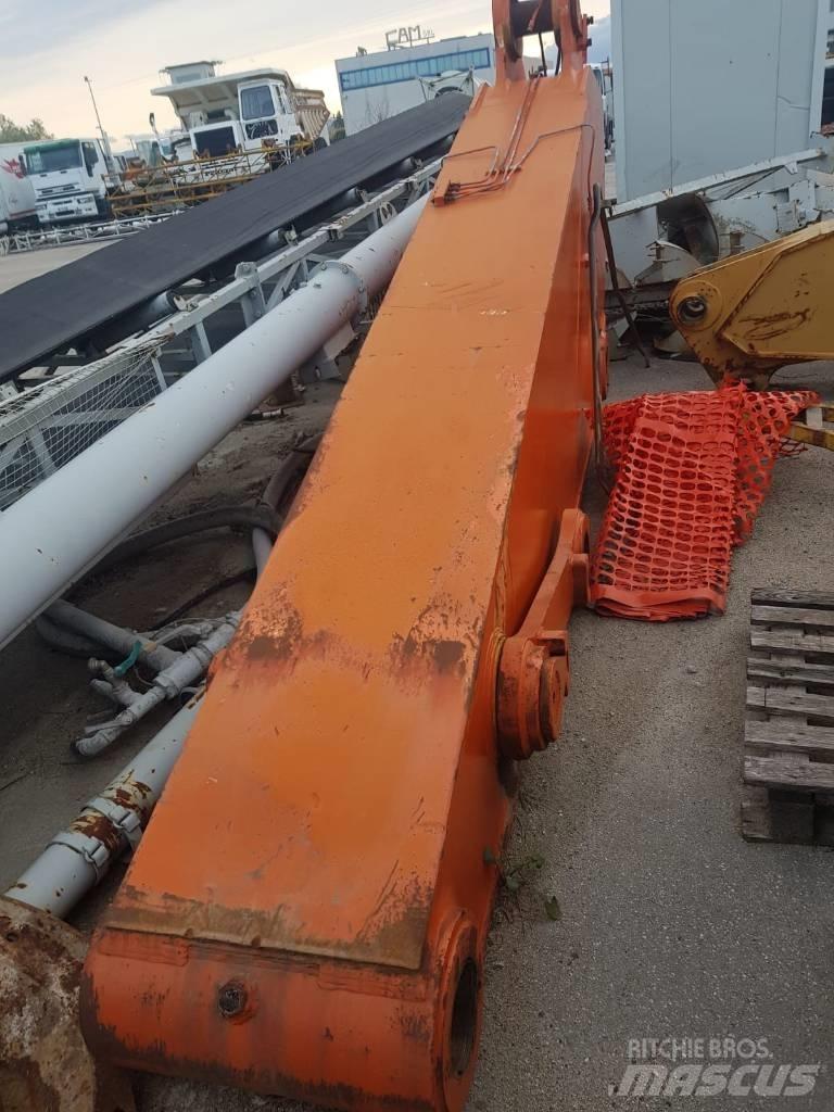 Hitachi EX700 Ausleger