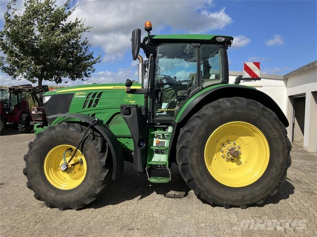 John Deere 6215R Traktoren