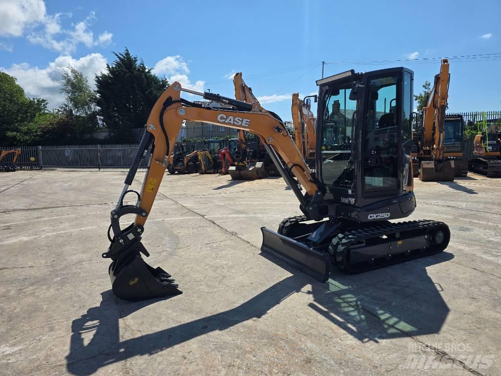 CASE CX25D Minibagger < 7t