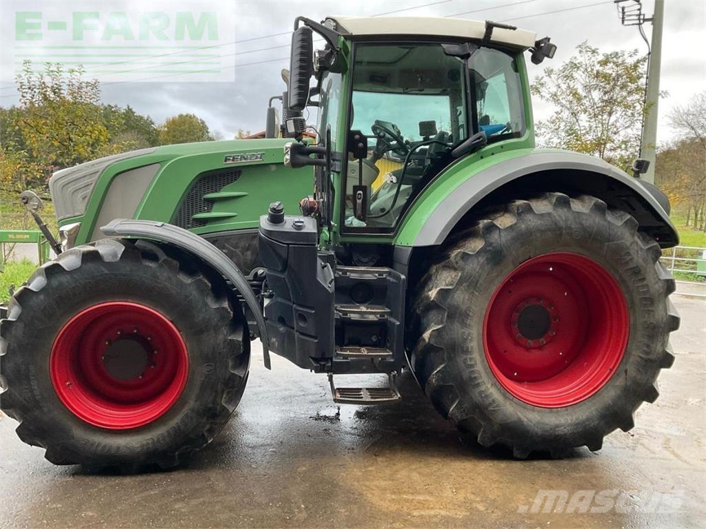 Fendt 828 Vario S4 Traktoren