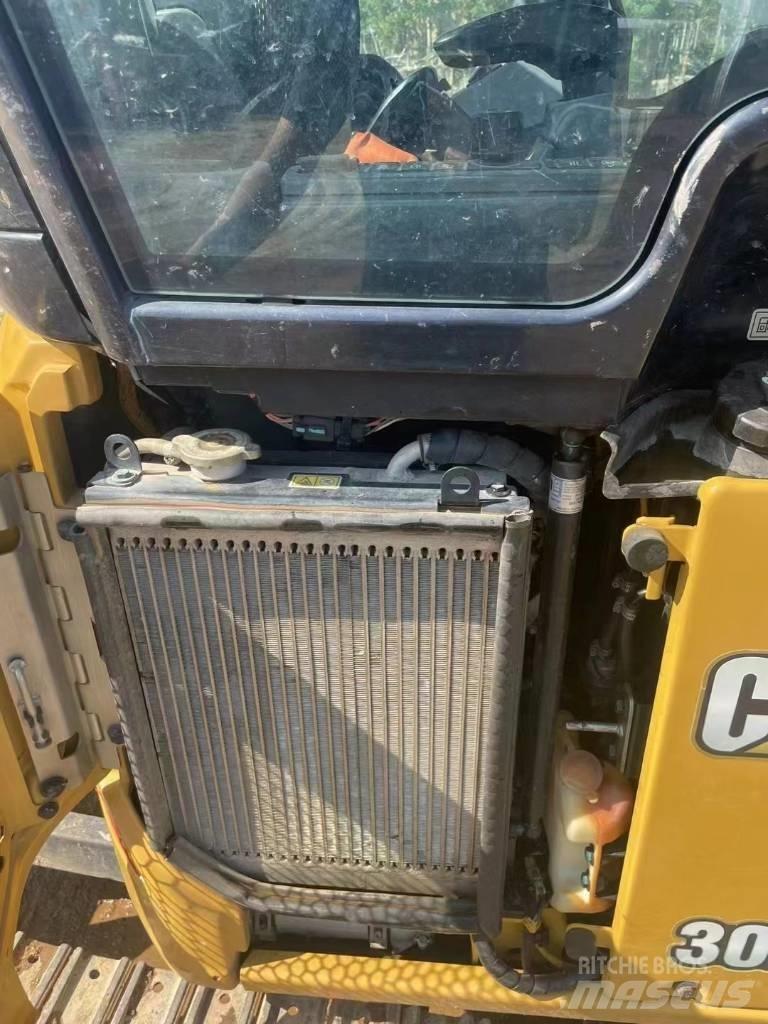 CAT 302 Minibagger < 7t
