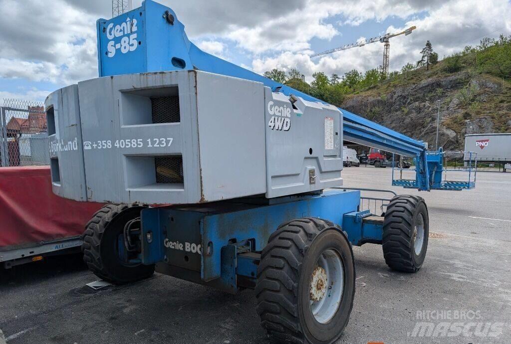 Genie S 85 4X4 Teleskopbühnen