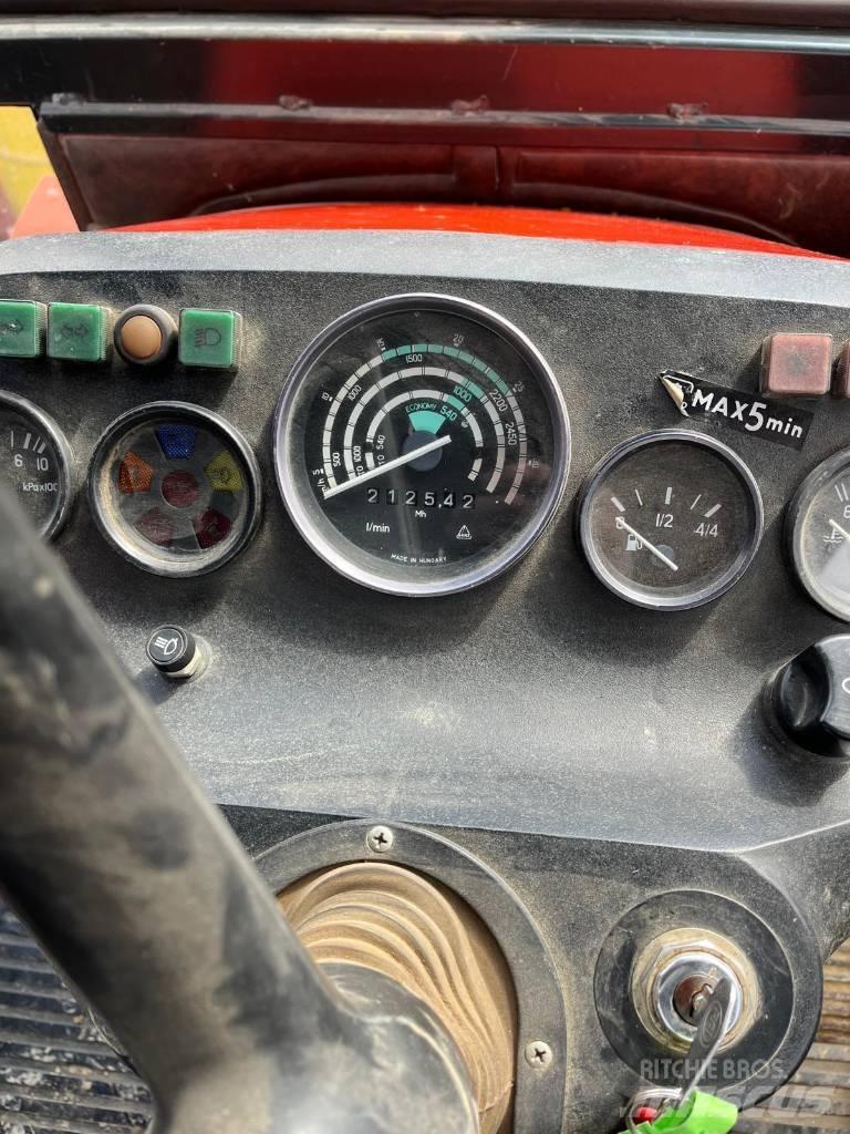 Zetor 5211 Traktoren