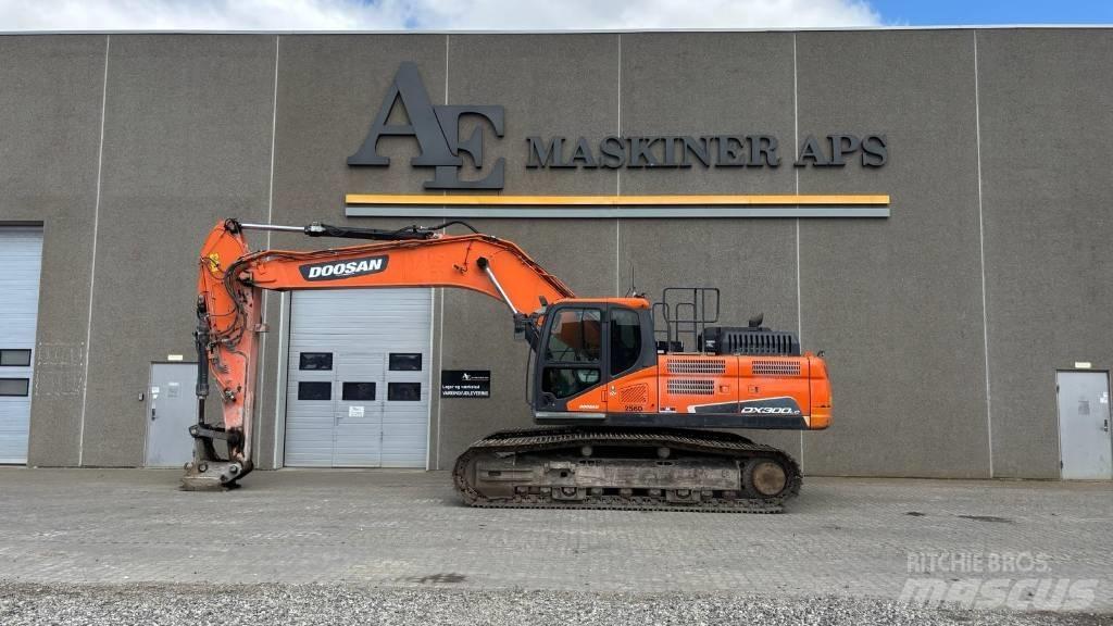 Doosan DX 300 LC-5 Raupenbagger