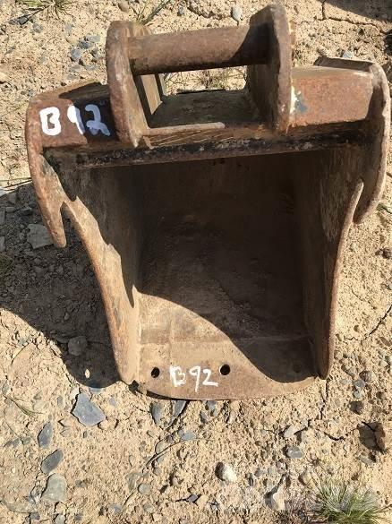  12 BUCKET, 30mm PINS Schaufeln