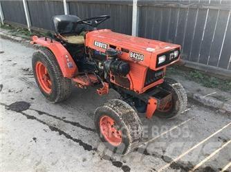 Kubota B4200 Baggerlader