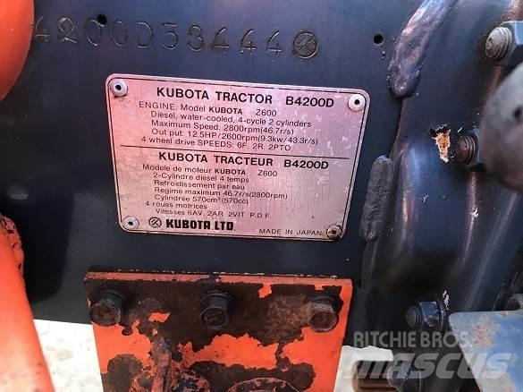 Kubota B4200 Baggerlader