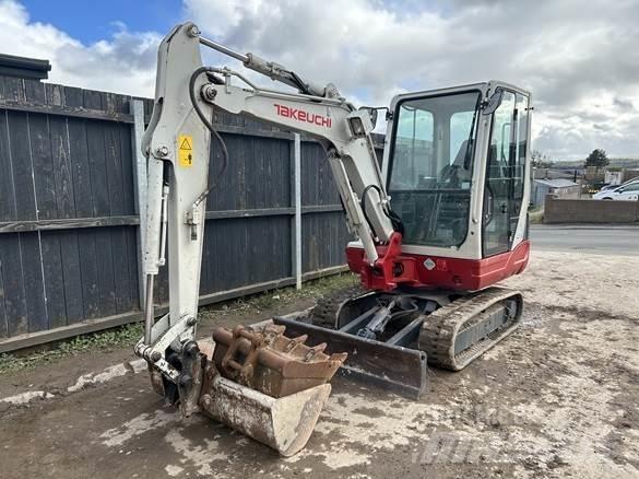 Takeuchi TB228 Sonstige Baumaschinen