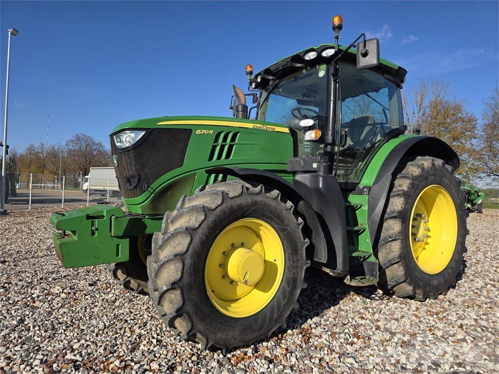 John Deere 6210R Traktoren