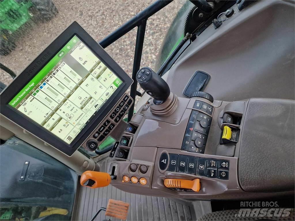 John Deere 6215R Traktoren
