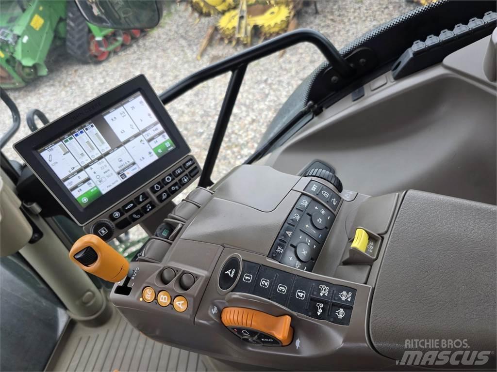 John Deere 6215R Traktoren