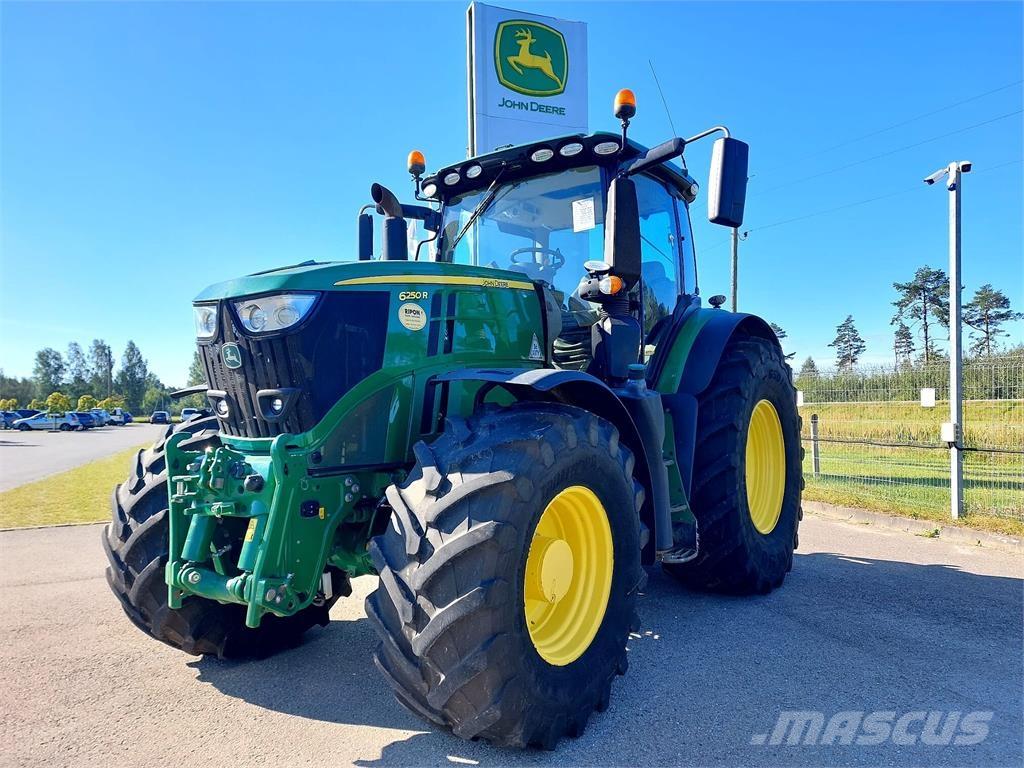 John Deere 6250R Traktoren