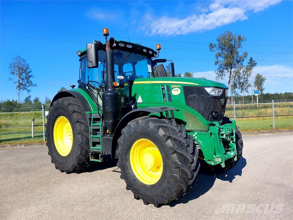 John Deere 6250R Traktoren