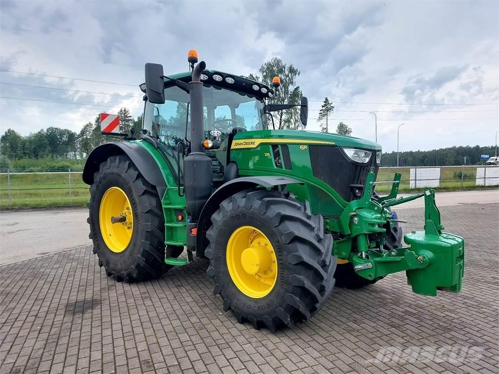 John Deere 6R 215 Traktoren