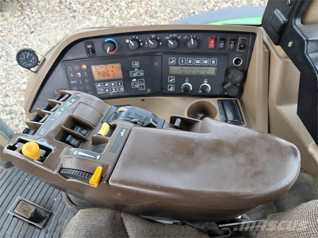 John Deere 8220 Traktoren