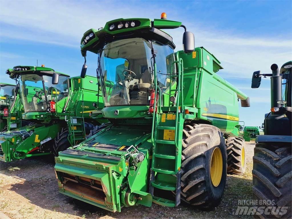 John Deere T660 Mähdrescher