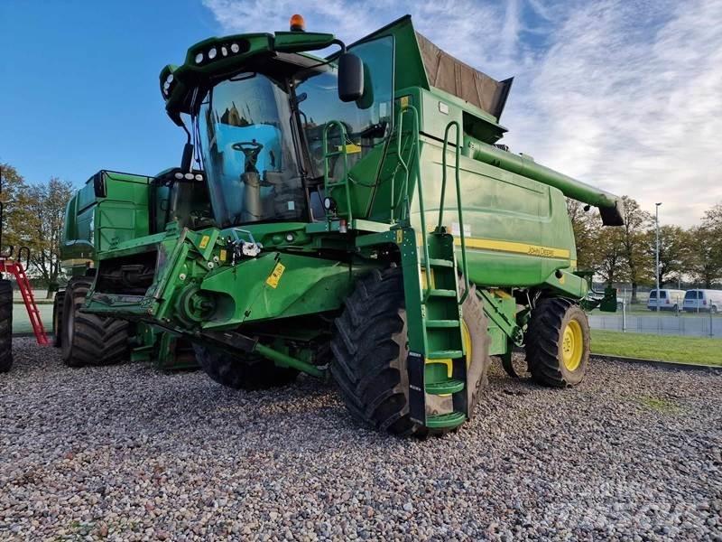 John Deere T660 Mähdrescher