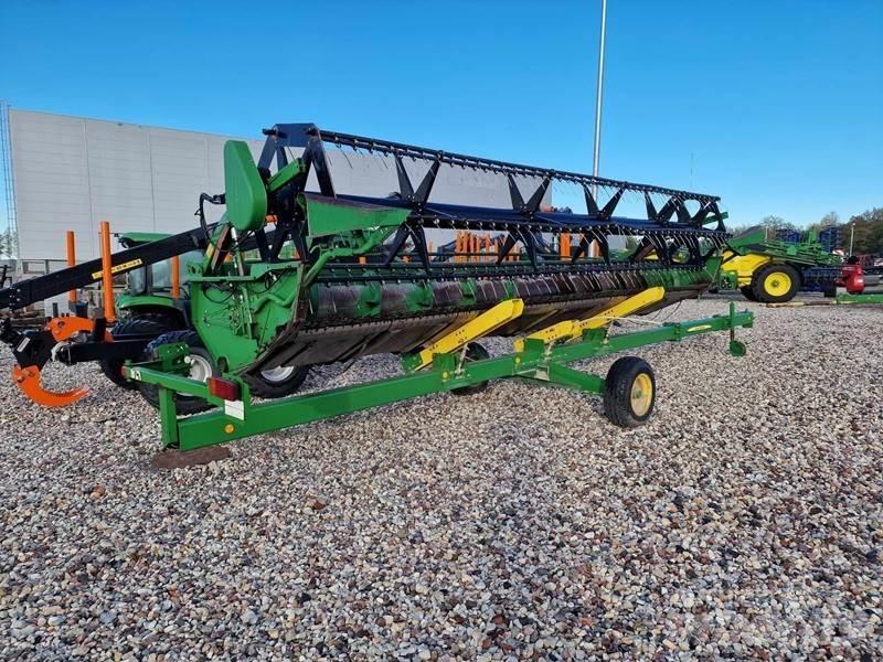 John Deere T660 Mähdrescher