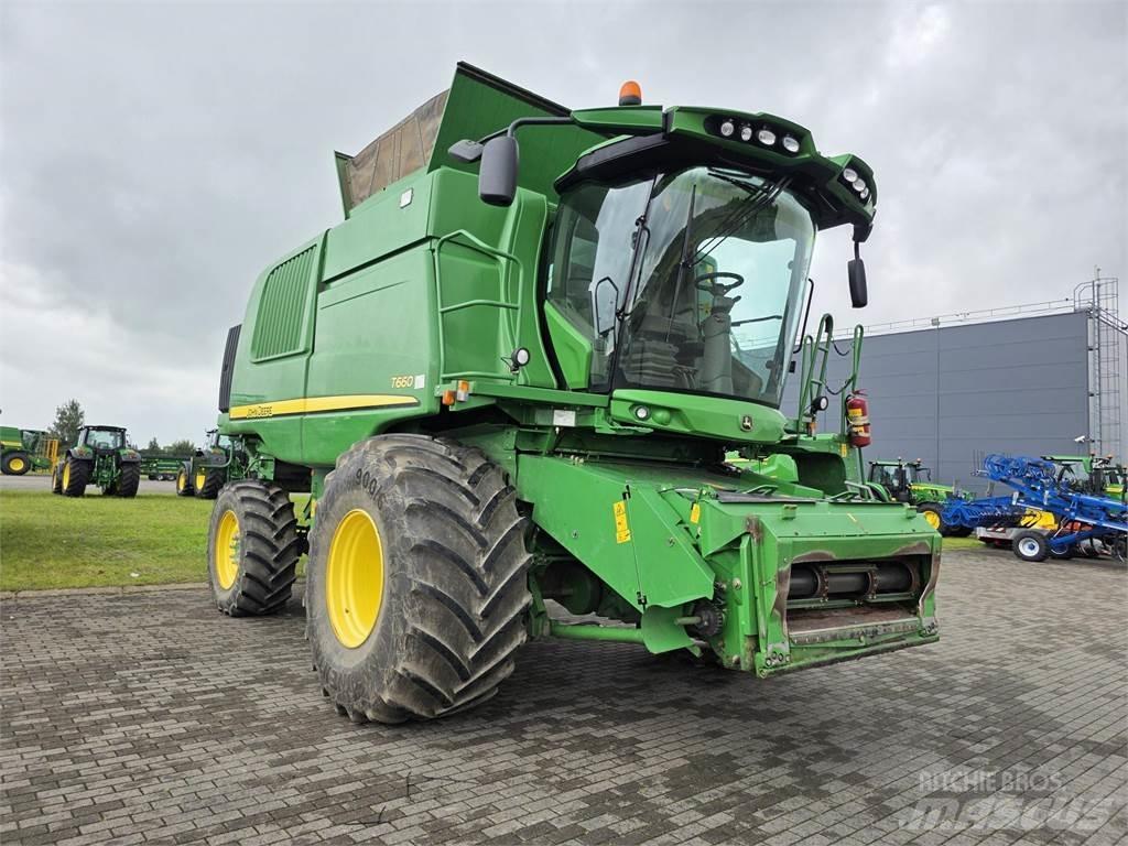 John Deere T660 Mähdrescher