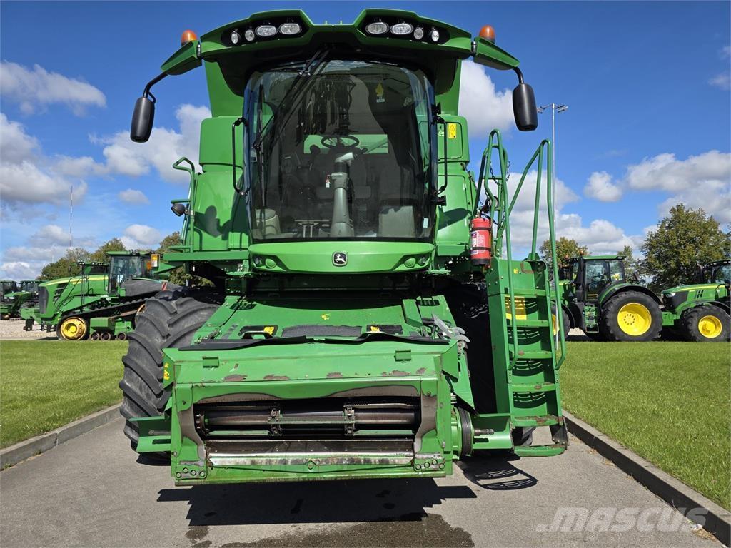 John Deere T670 Mähdrescher